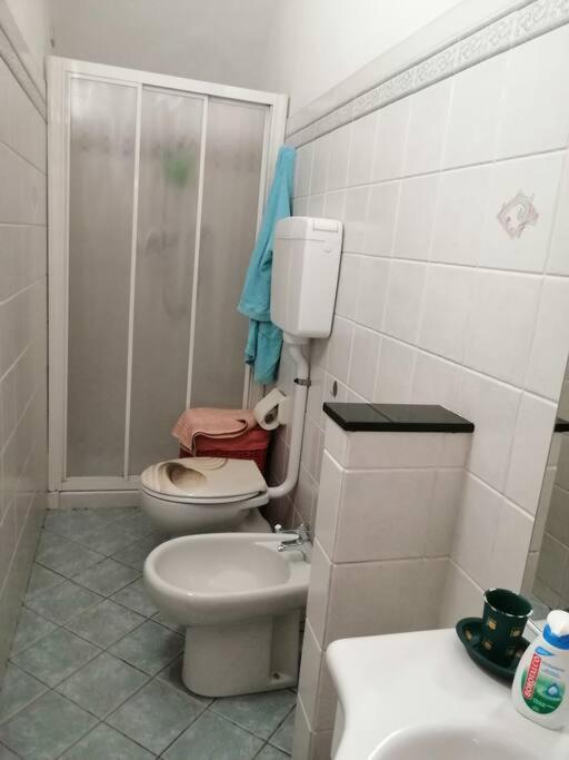 Casa Nives Appartement Imperia Buitenkant foto
