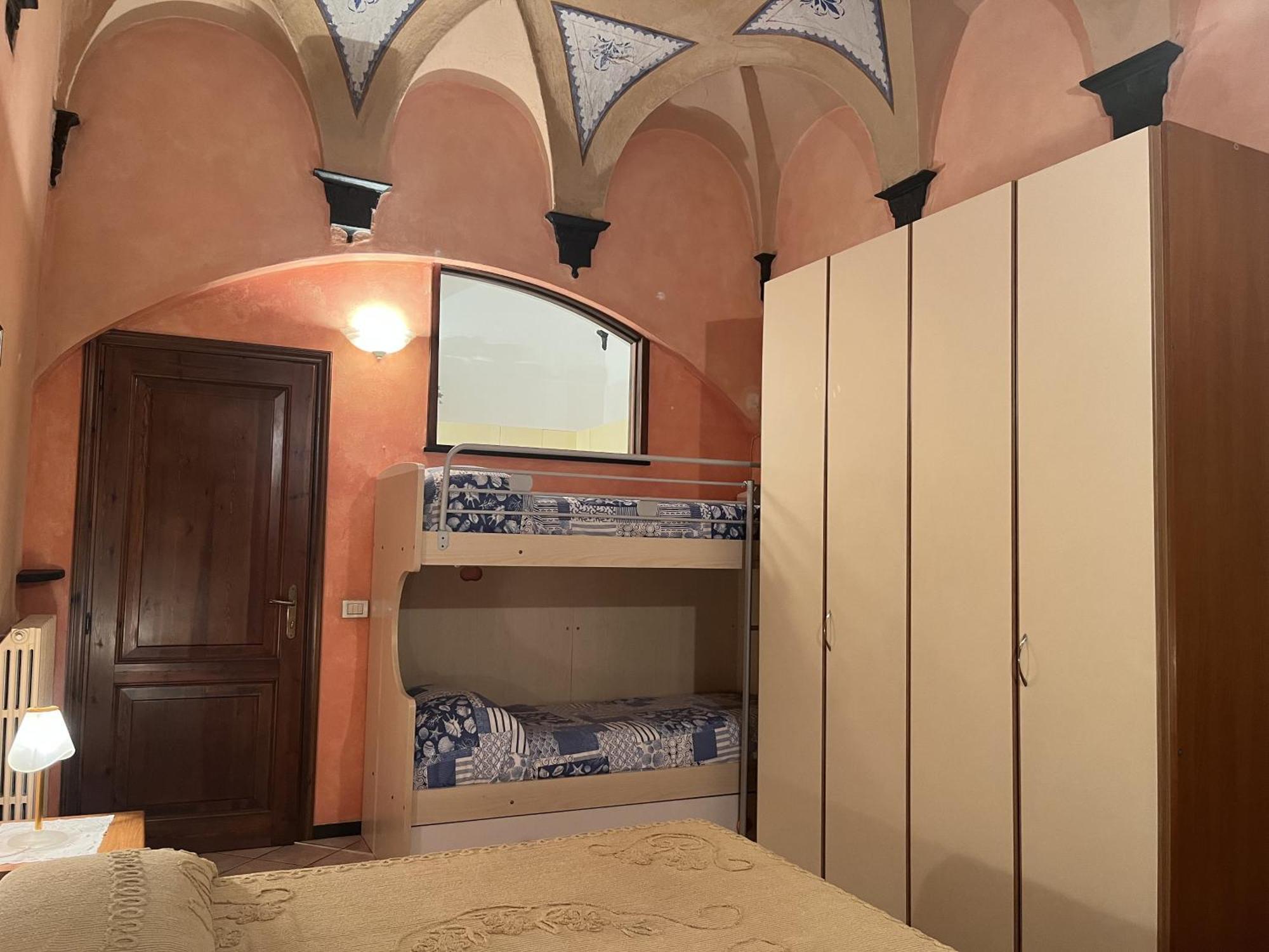 Casa Nives Appartement Imperia Buitenkant foto